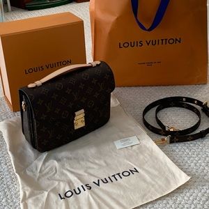 Pochette Métis Louis Vuitton Women’s Bag